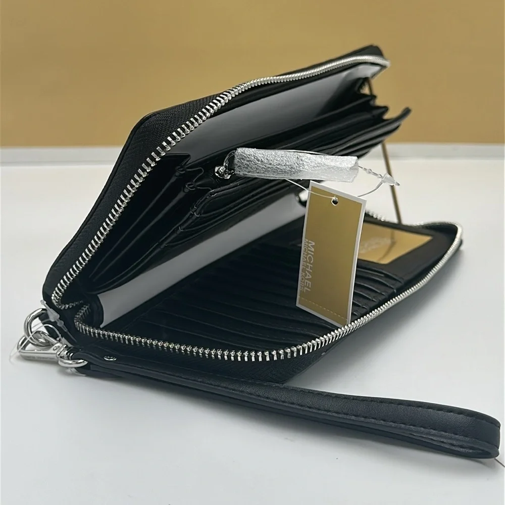 MICHAEL KORS Continental Wristlet Phone Case Wallet Black  NWT